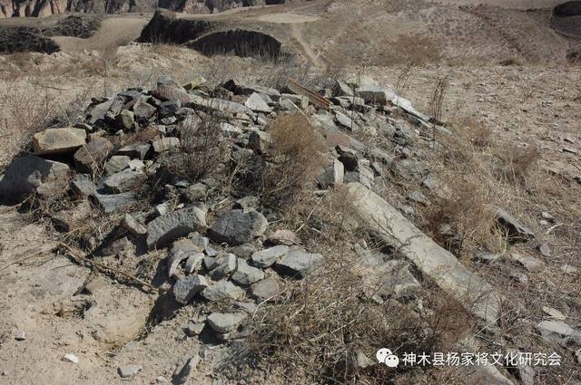 三亿体育官网-闫巍电影《猎兽》杀青 演反一号“神经质变态狂”(图2) 三亿体育手机版