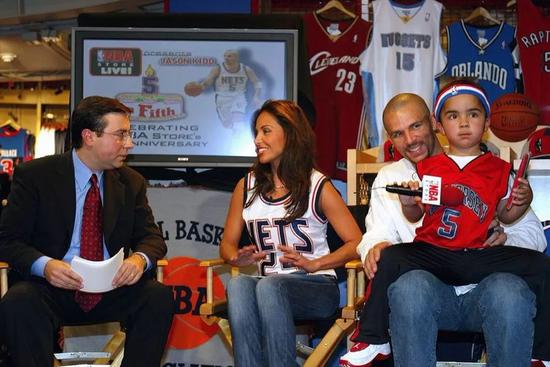 三亿体育官网-广电谋建电视网络航母 痛感资源分散(图1) 三亿体育官网