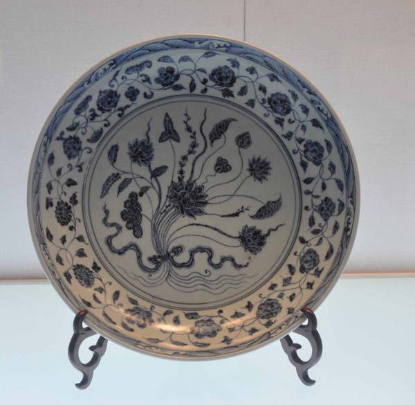 ‘三亿体育官网’《中国合伙人2》发海报,揭秘合伙人职场分工(图2) 三亿体育官网