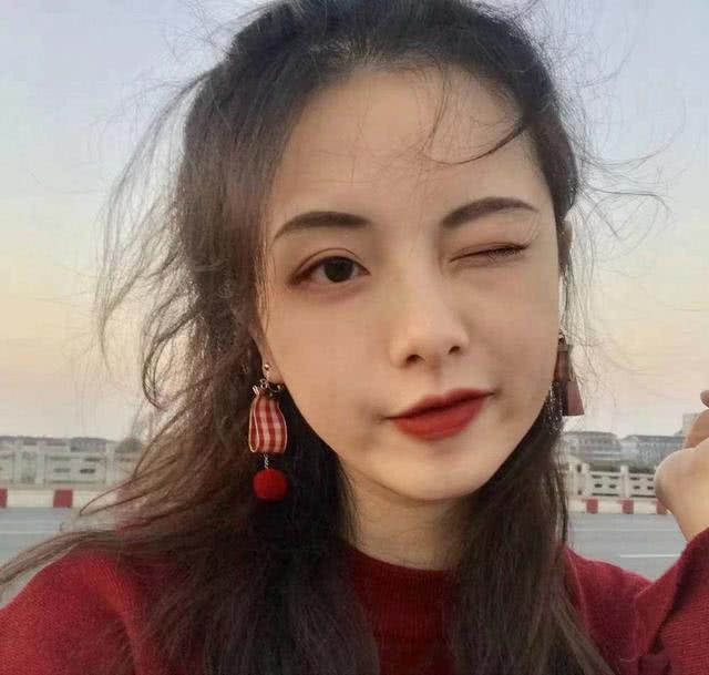 ‘三亿体育官网’20秒一个单词(第2449个)poster(图4) 三亿体育